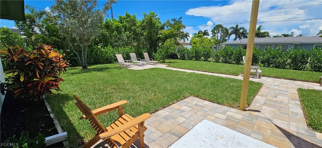 251 Se 46th Street - Photo 30