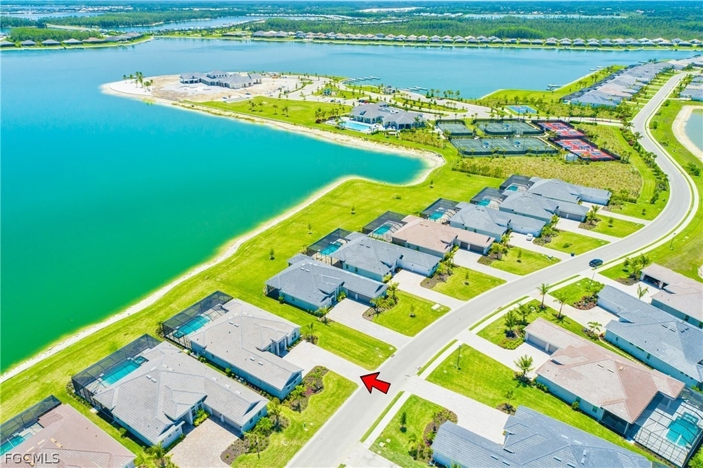 18837 Wildblue Boulevard - Photo 2