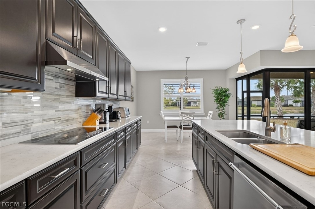 11279 Thurston Chase - Photo 14