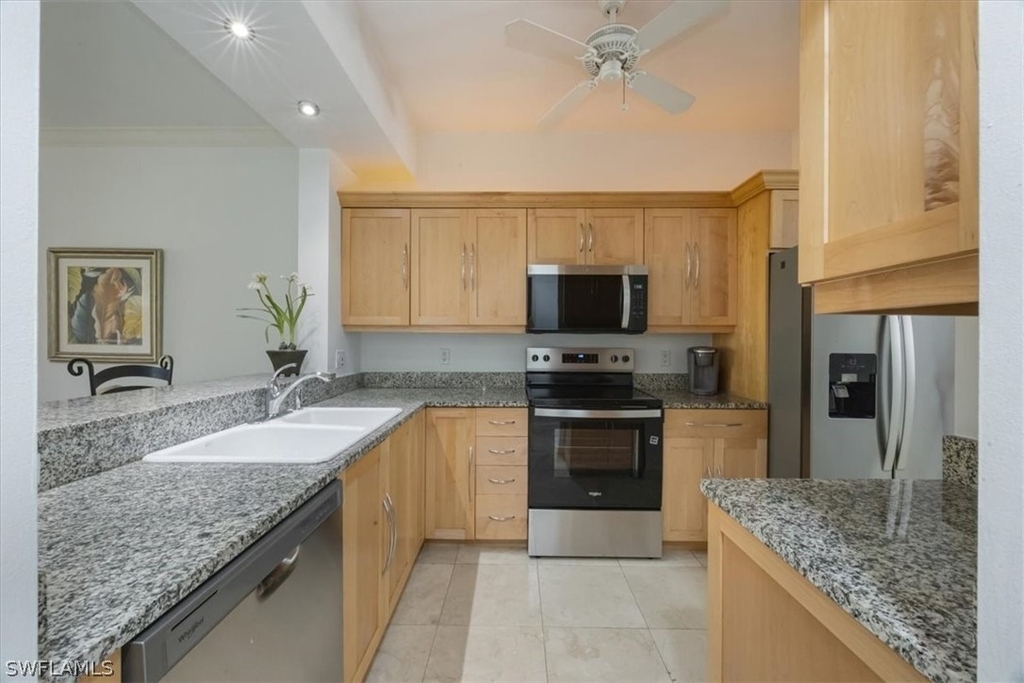 410 Bayfront Place - Photo 2