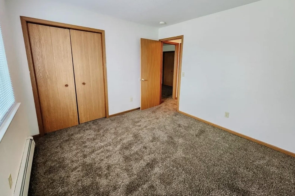 125 W Harrington Road - Photo 8