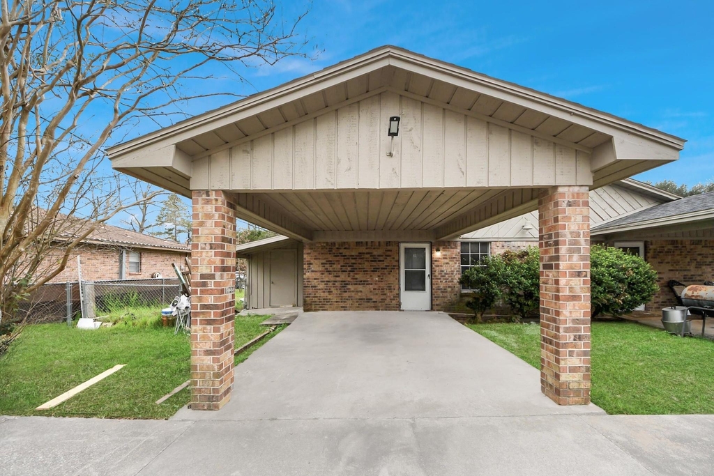 1006 Perry Street - Photo 4