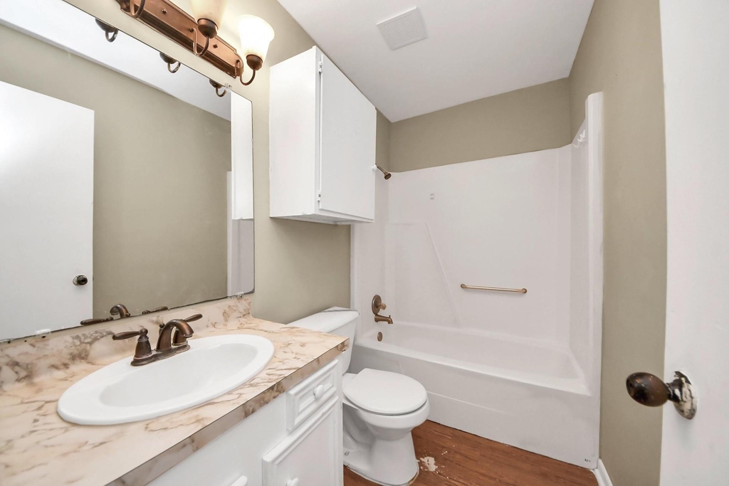 1006 Perry Street - Photo 28