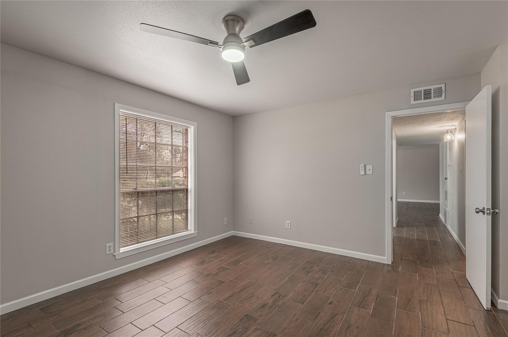 818 University Avenue - Photo 9