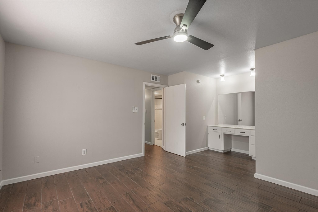 818 University Avenue - Photo 10