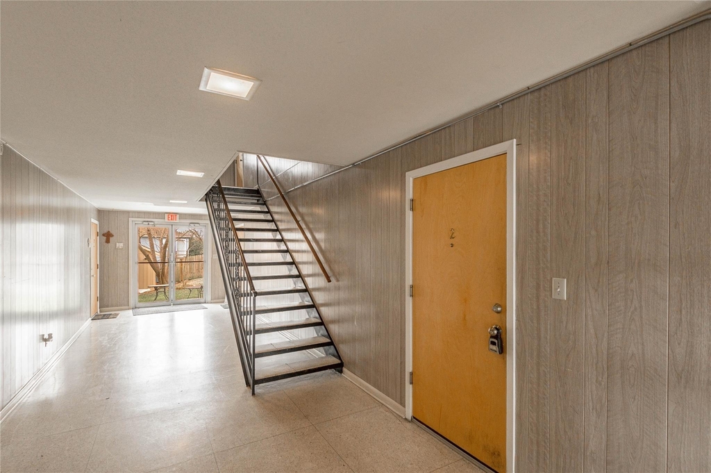 818 University Avenue - Photo 14