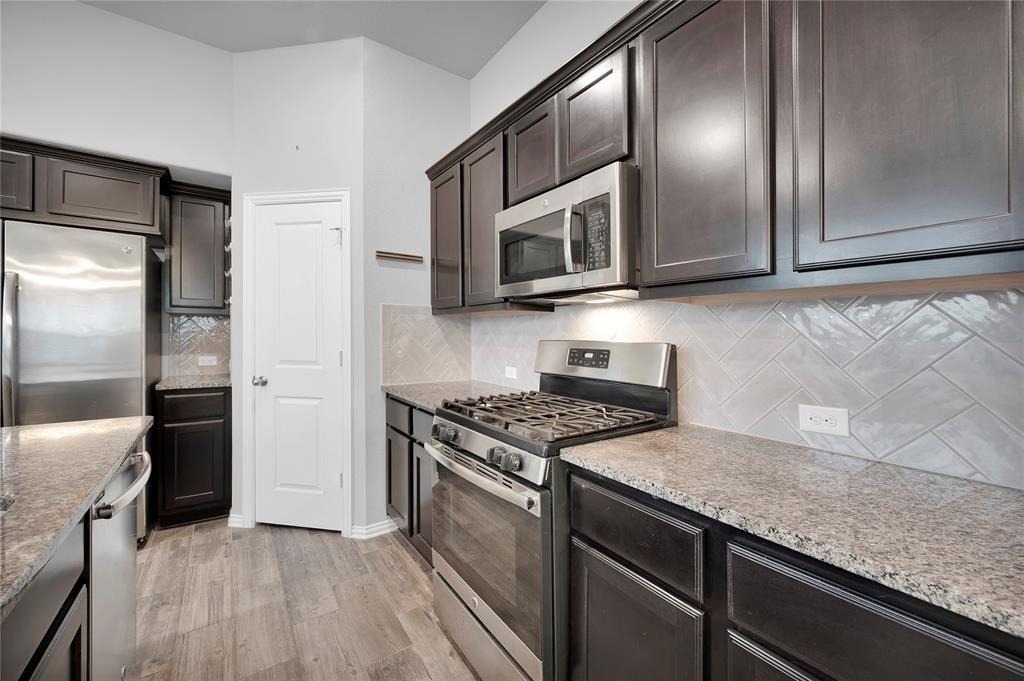 3137 Dunsmore Manor Court - Photo 11