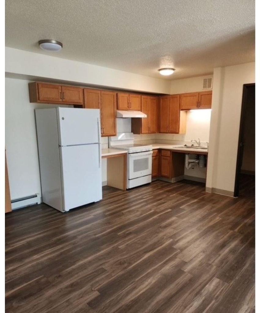 654 S Westwood Avenue - Photo 16