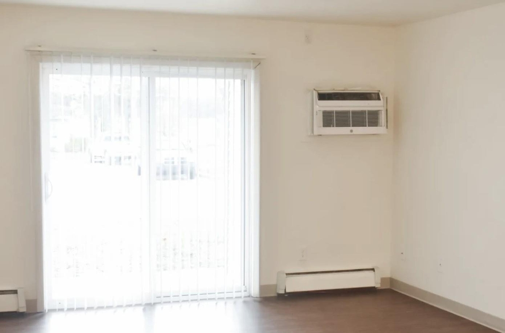 654 S Westwood Avenue - Photo 7