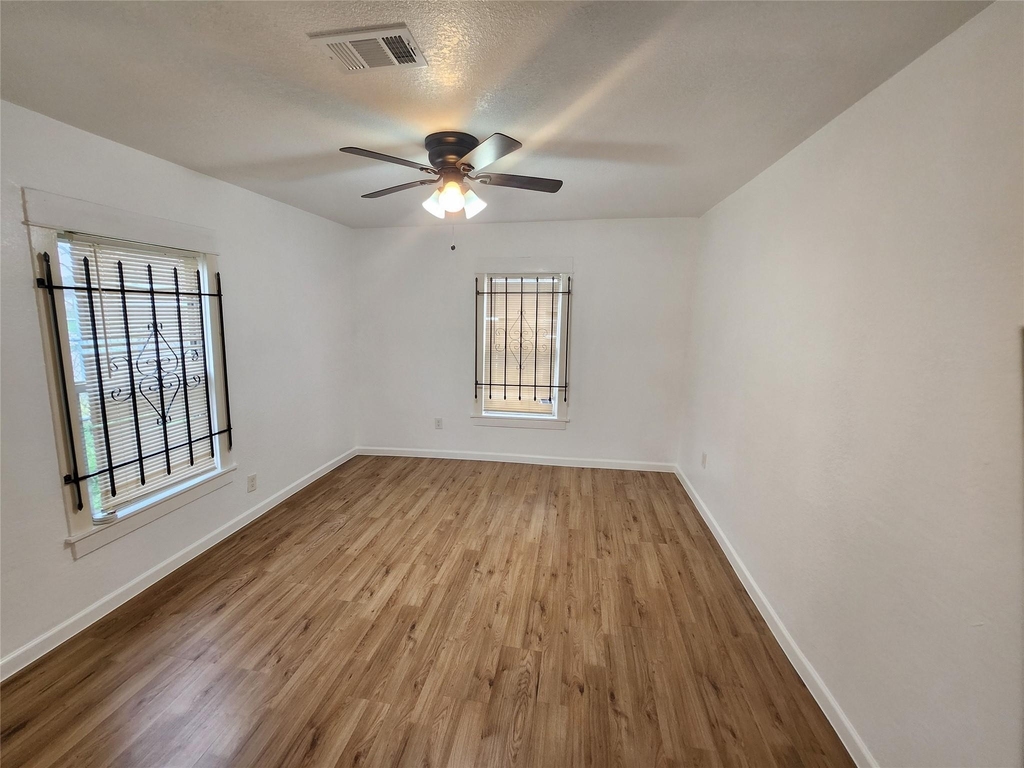 3206 Anita Street - Photo 13