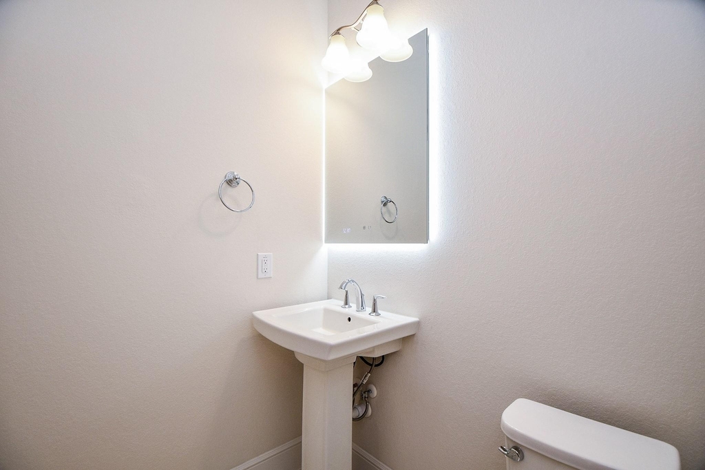 8526 Tombron Grove Road - Photo 39