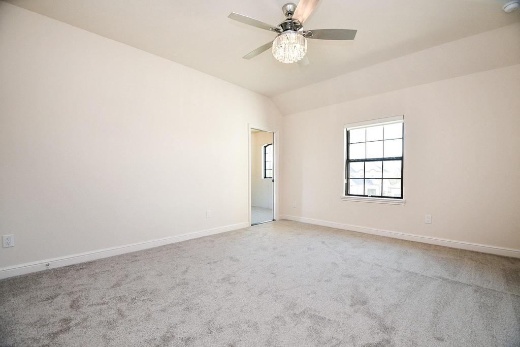 8526 Tombron Grove Road - Photo 32