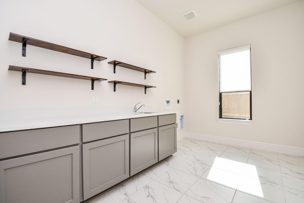 8526 Tombron Grove Road - Photo 44