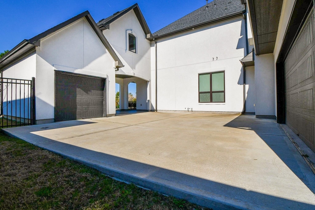 8526 Tombron Grove Road - Photo 49