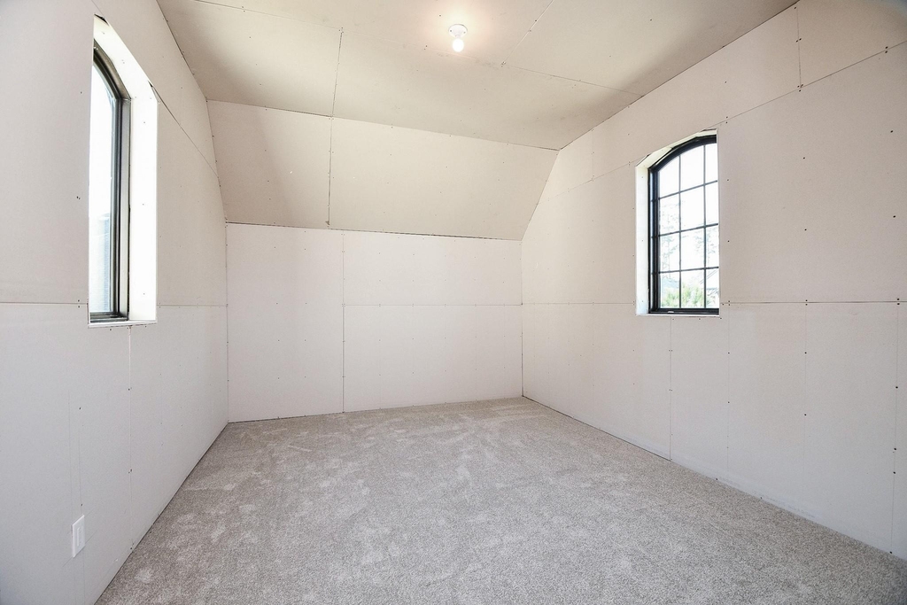 8526 Tombron Grove Road - Photo 34