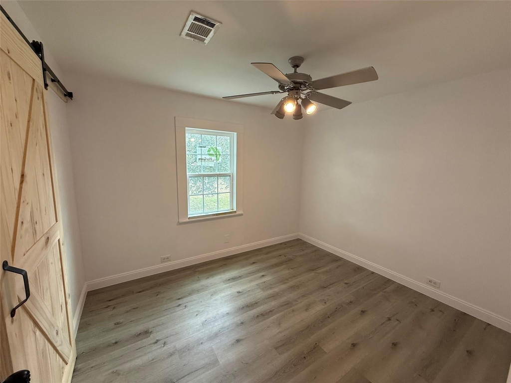 4114 Victoria Avenue - Photo 14