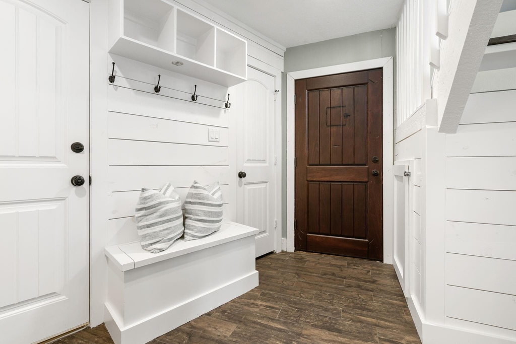3203 Poe Drive - Photo 4
