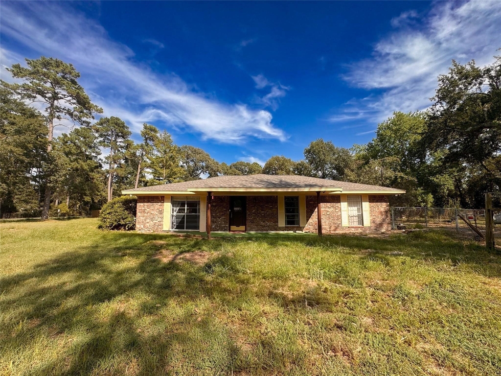 15331 Lake Lamond Road - Photo 0