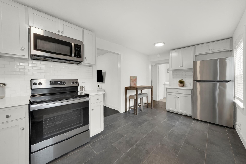 5603 Petty - Photo 3