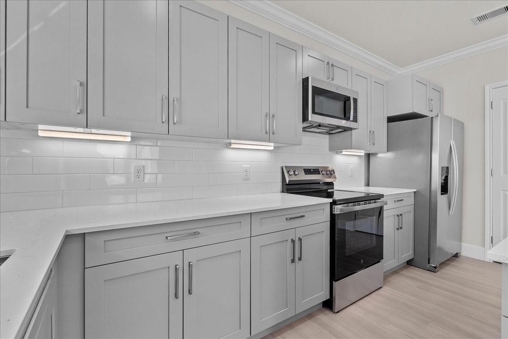 540 Hobbs Road - Photo 4