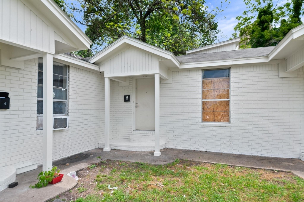 806 East Emily Avenue - Photo 12