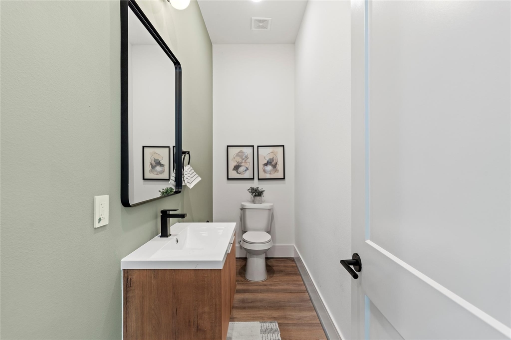 4218 Nichols Street - Photo 1
