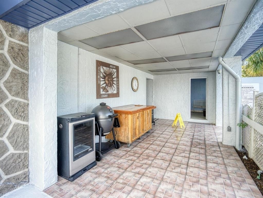 4939 Floramar Terrace - Photo 40
