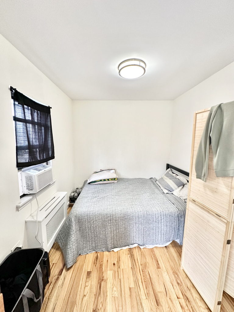 West 106th Street - Photo 7