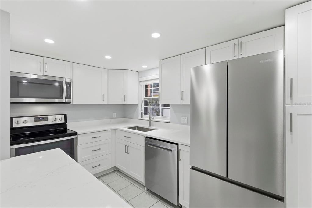 1125 83rd Avenue N - Photo 7