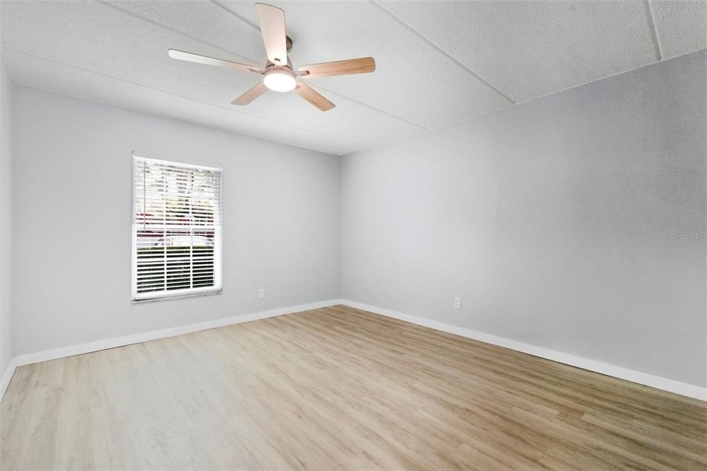 1125 83rd Avenue N - Photo 15