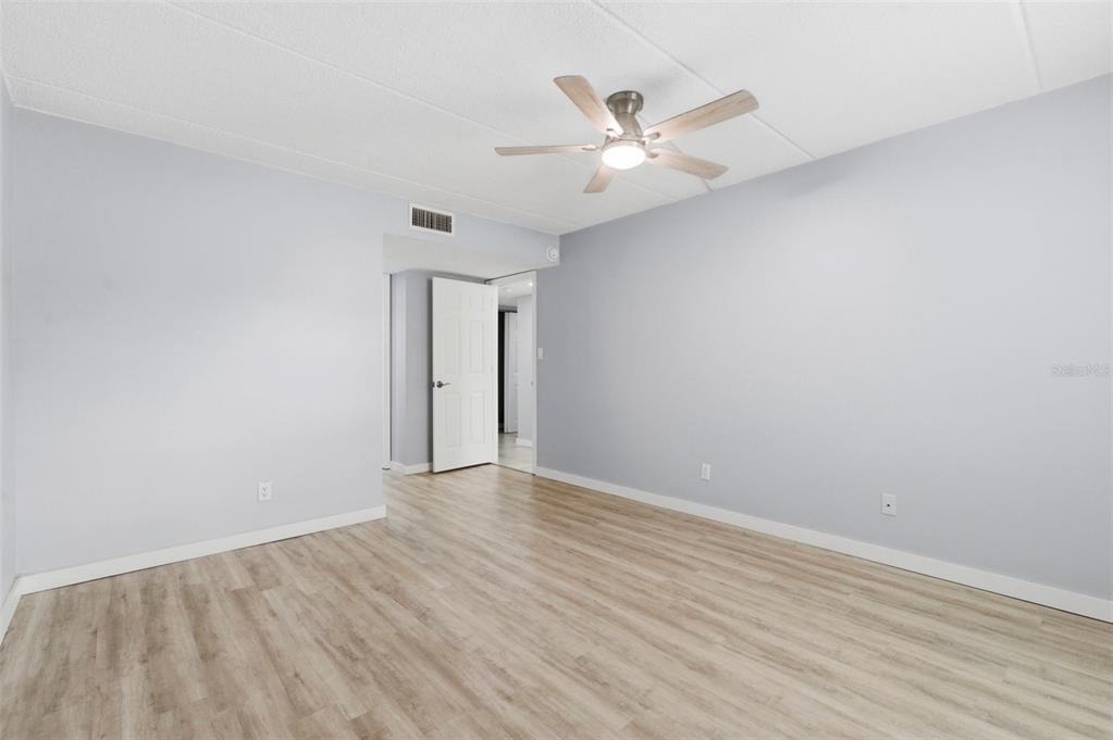 1125 83rd Avenue N - Photo 17