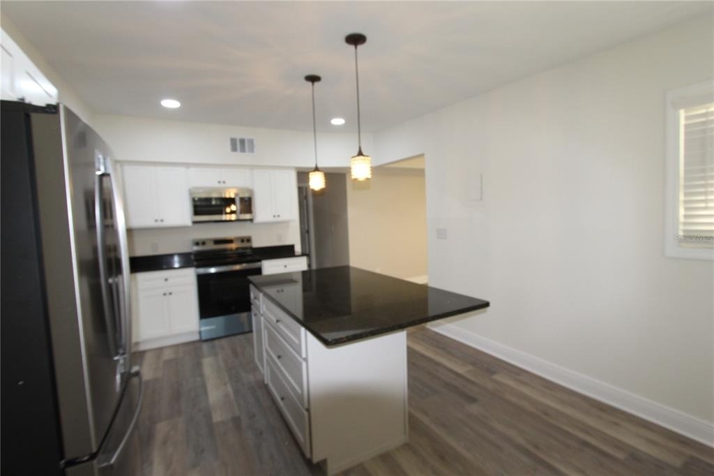 1762 Se 164th Circle - Photo 7