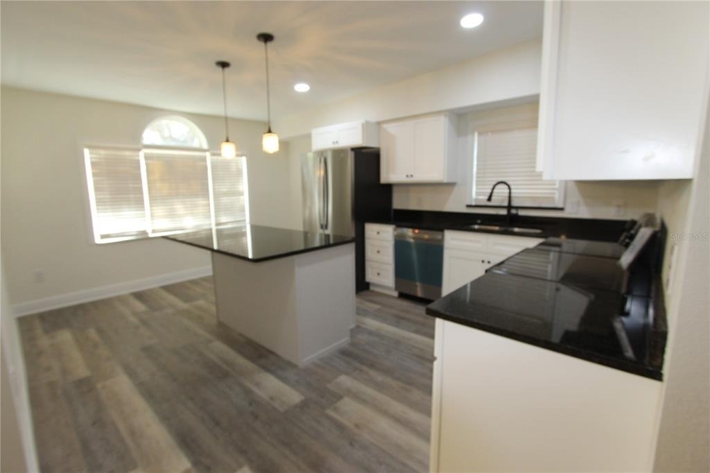 1762 Se 164th Circle - Photo 6