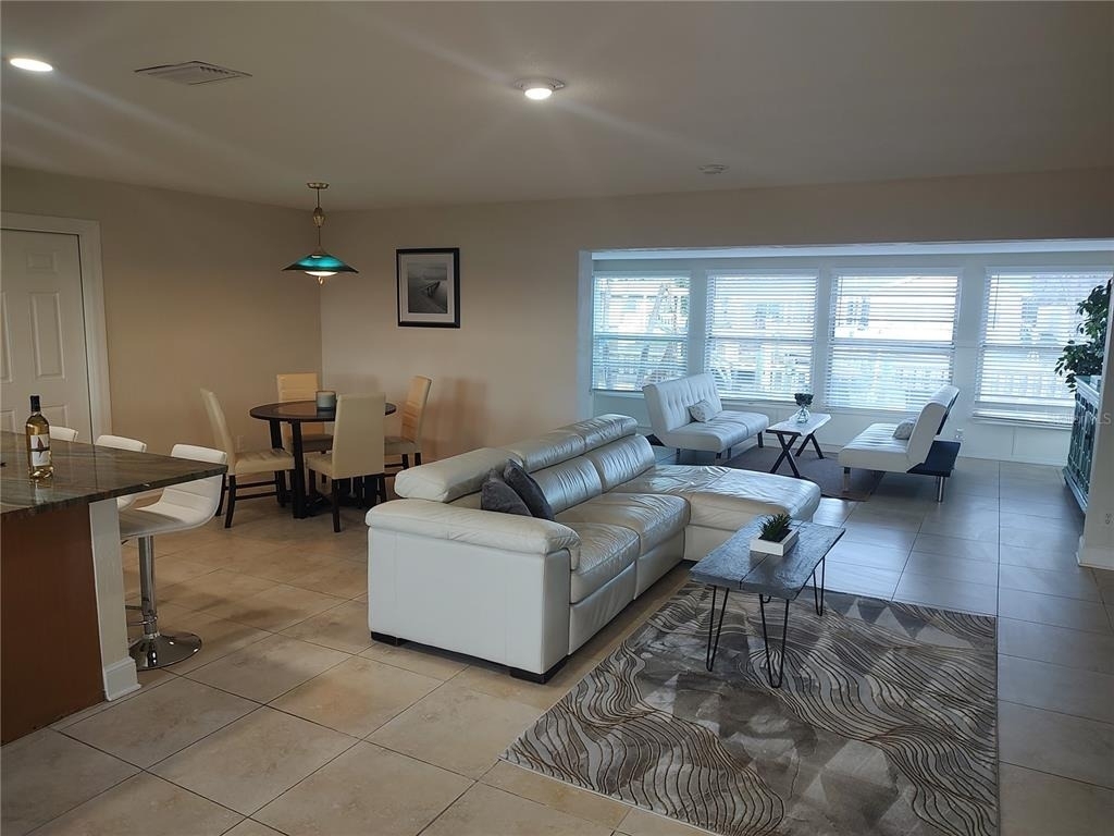 4165 13th Lane Ne - Photo 10