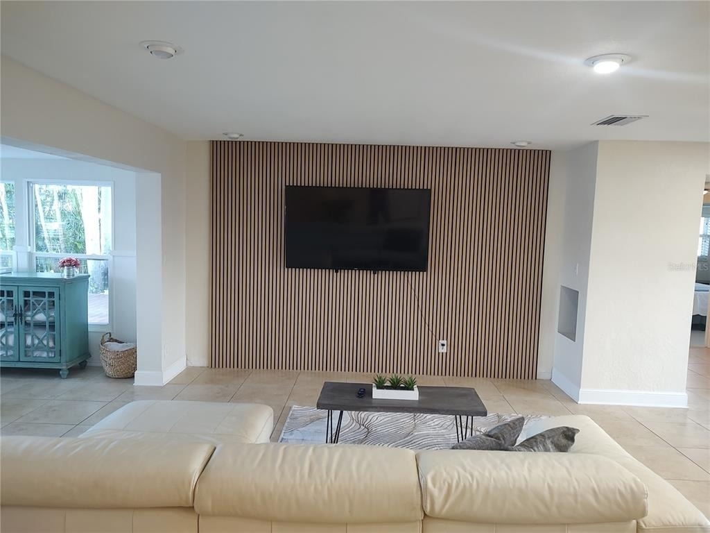 4165 13th Lane Ne - Photo 16