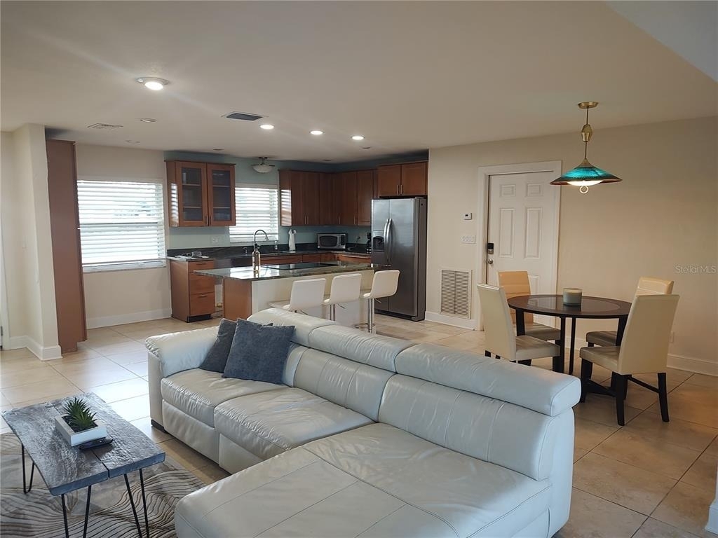 4165 13th Lane Ne - Photo 14