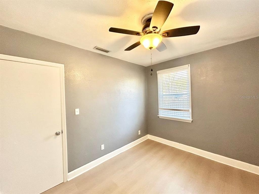 2720 Edwards Avenue S - Photo 10