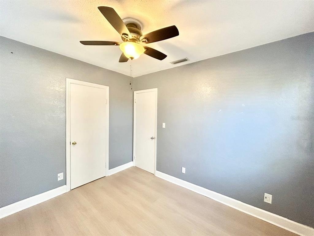 2720 Edwards Avenue S - Photo 11