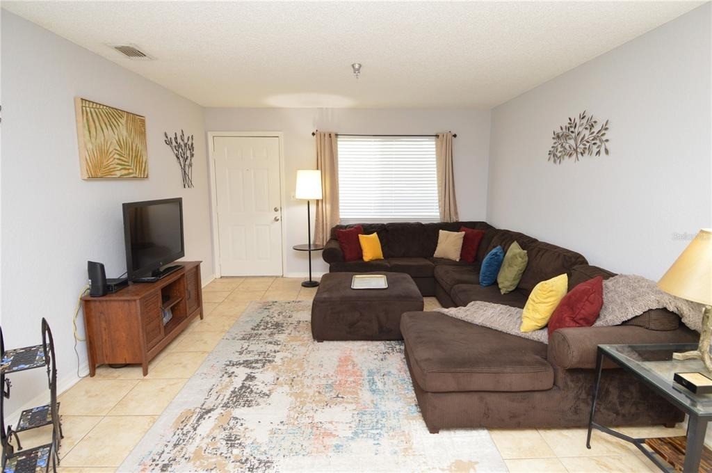 10265 Gandy Boulevard N - Photo 17