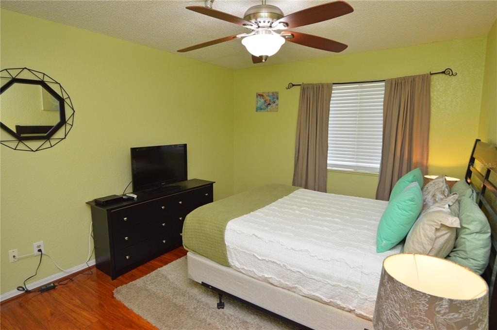 10265 Gandy Boulevard N - Photo 34