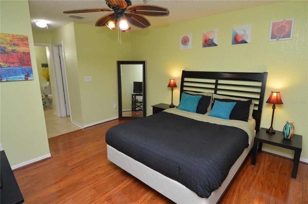 10265 Gandy Boulevard N - Photo 23