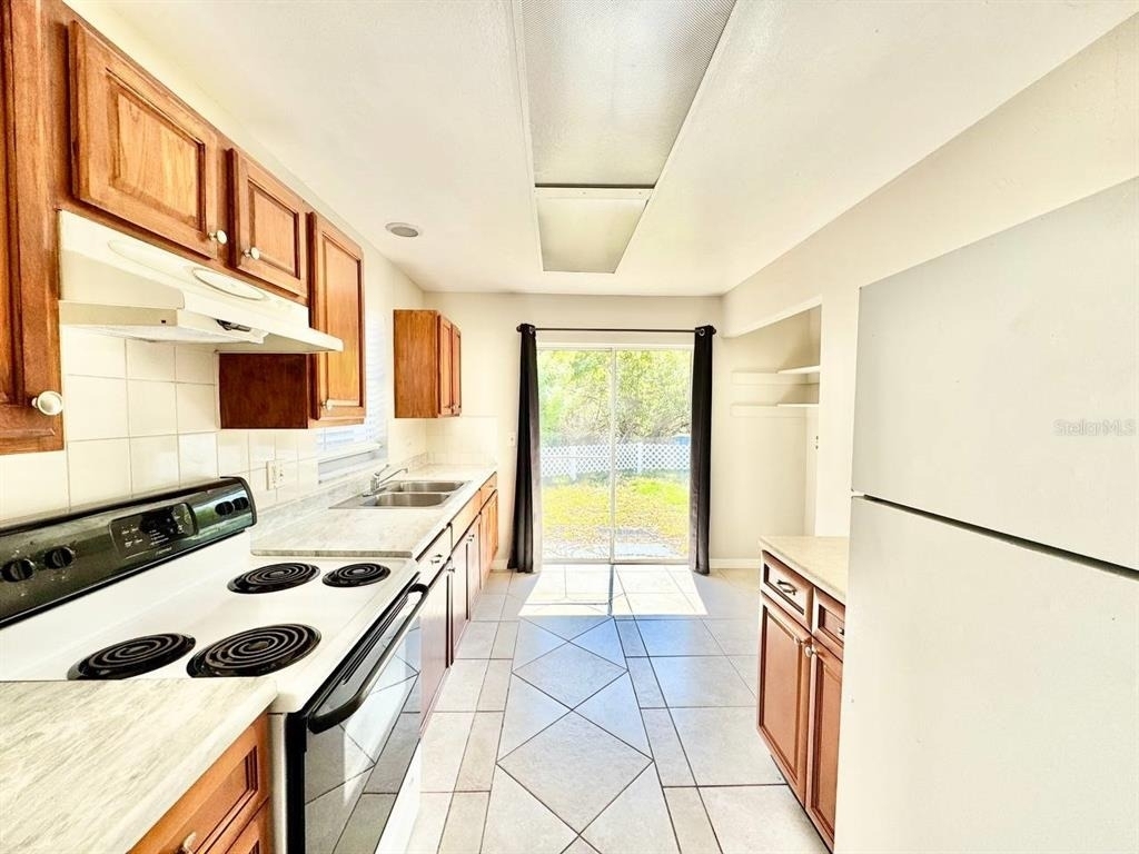 629 Wildwood Way - Photo 5