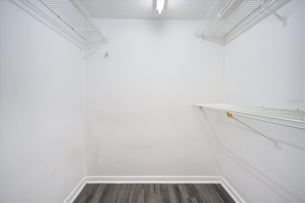 5013 Vineland Road - Photo 3