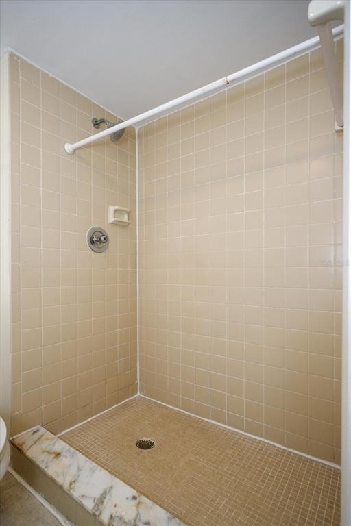 5013 Vineland Road - Photo 2