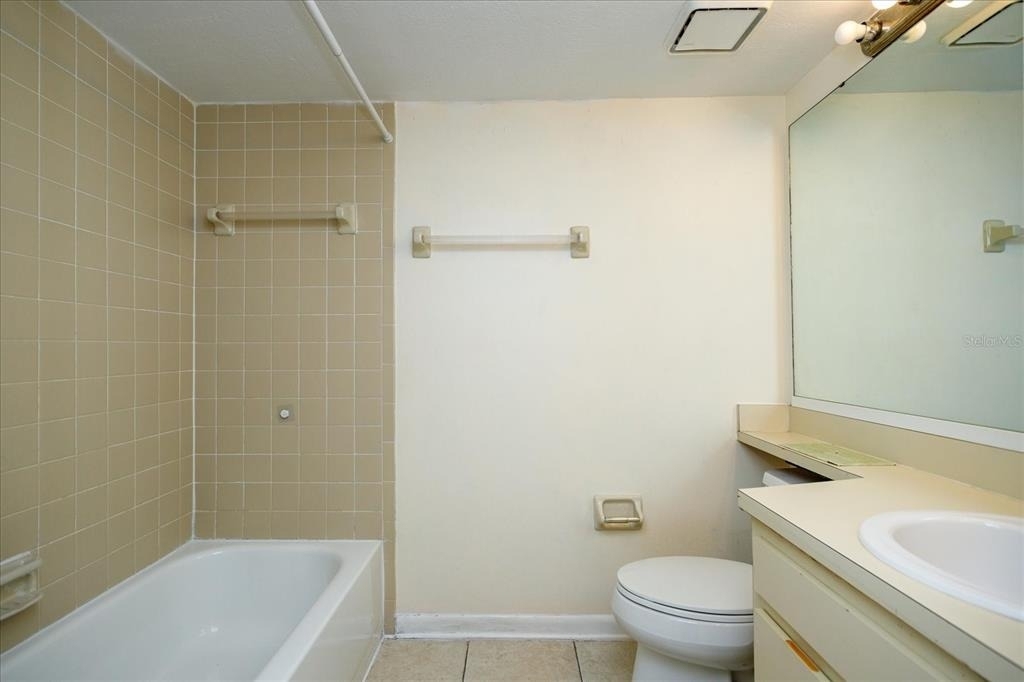 5013 Vineland Road - Photo 15