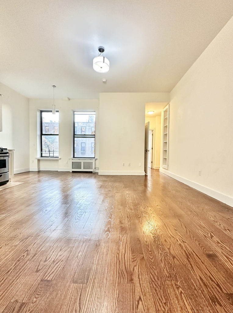 West 78th Street - Photo 0