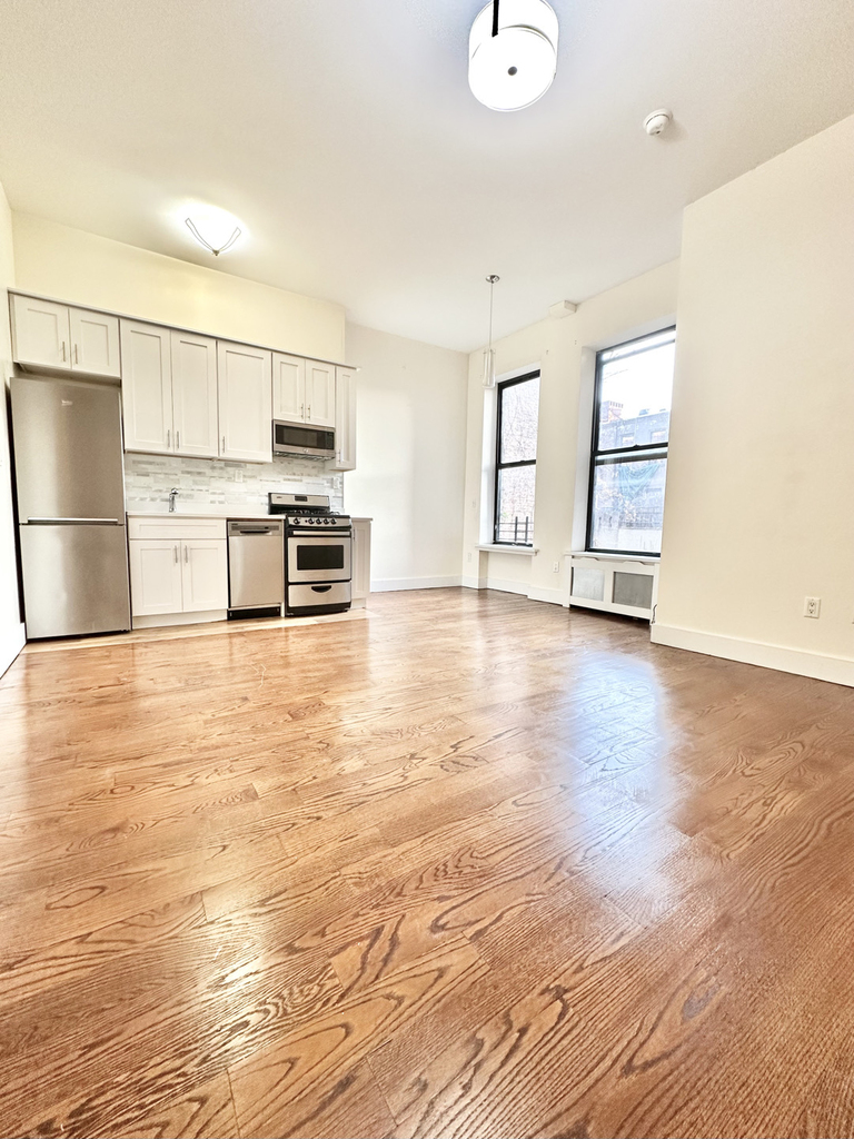 West 78th Street - Photo 1