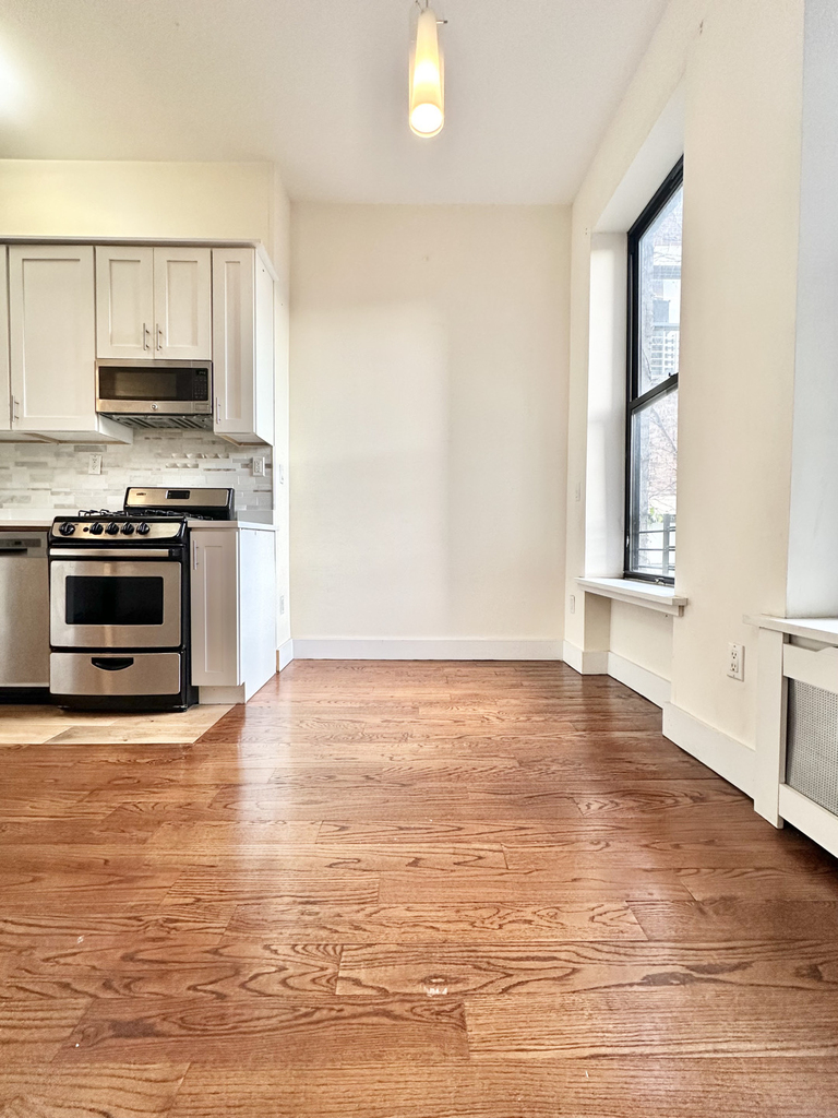 West 78th Street - Photo 3