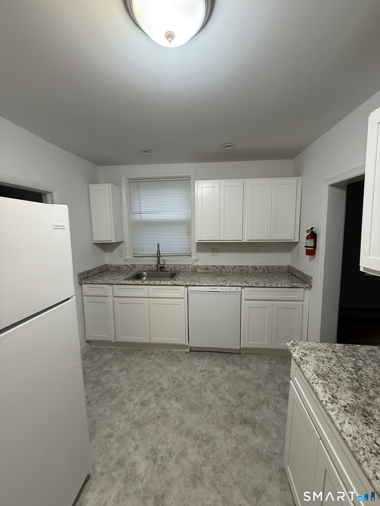 1 Farnsworth Street - Photo 7