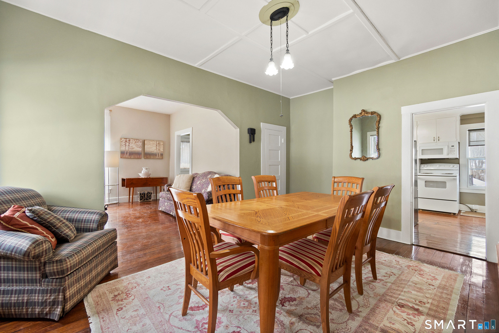 263 Seymour Road - Photo 2